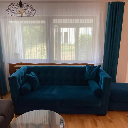 Outlet Holiday Home Metzingen  Esterno foto